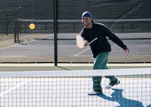 What is the double bounce rule in pickleball